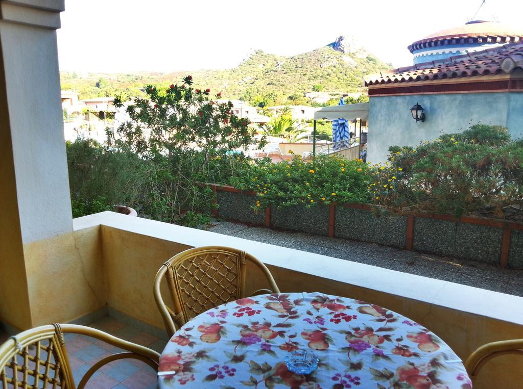 Residence Riva Azzurra Cannigione Oda fotoğraf