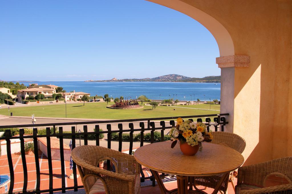 Residence Riva Azzurra Cannigione Oda fotoğraf