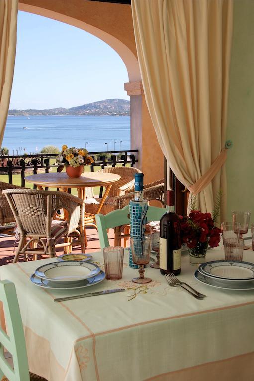 Residence Riva Azzurra Cannigione Oda fotoğraf