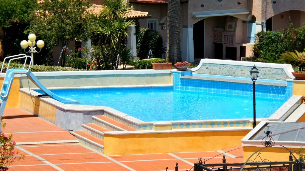 Residence Riva Azzurra Cannigione Dış mekan fotoğraf