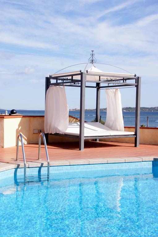 Residence Riva Azzurra Cannigione Dış mekan fotoğraf